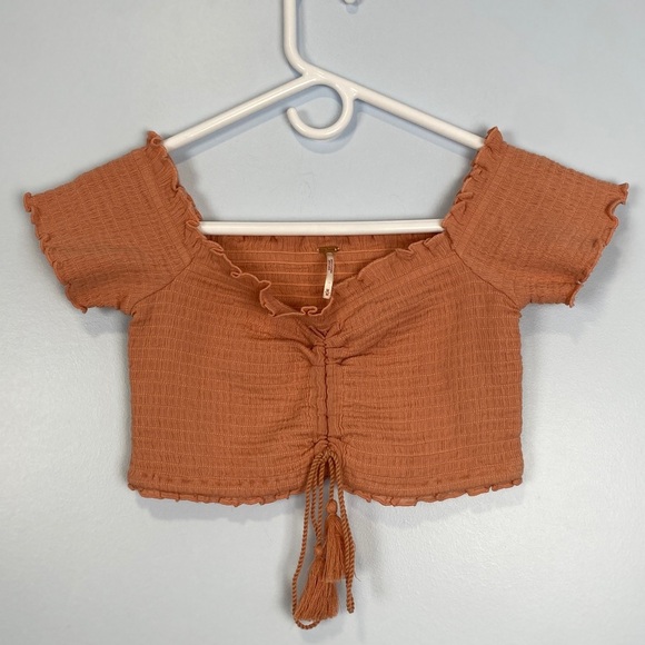 Free People It's A Cinch Crop Top 100% Cotton Smocked Sz Medium M Summer Casual - Picture 2 of 11